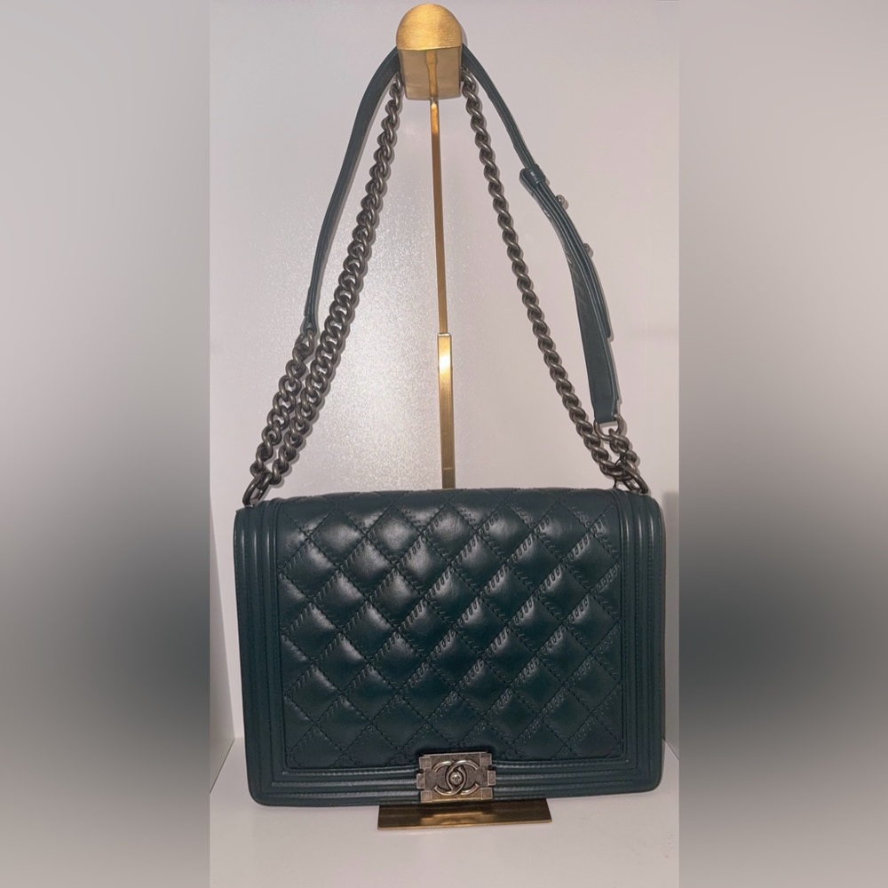 CHANEL Caviar Quilted Large Boy Flap Black in Rare Emerald Green